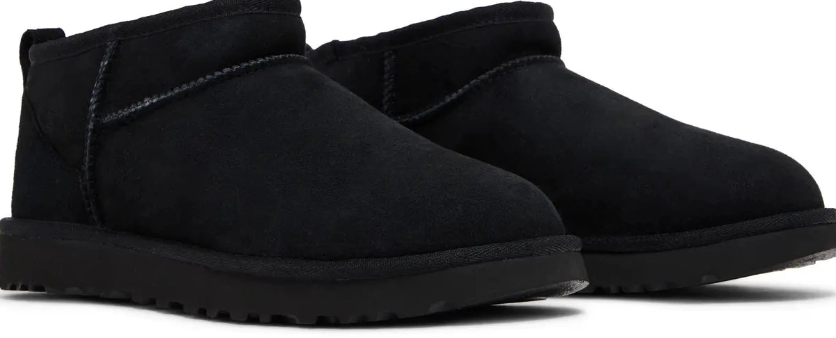 UGG W Ultra Mini Black Classic 0818